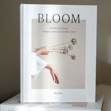 Afbeelding in Gallery-weergave laden, Bloom - Authentiek leven volgens jouw natuurlijke flow

